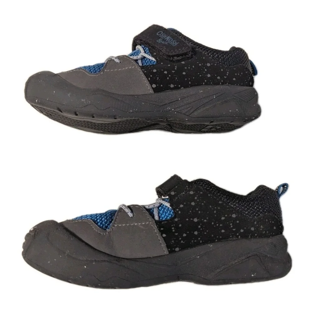 OshKosh‎ B'gosh Boy's Kamun Bump Toe Sneaker Shoes Toddler Black Blue Size 9M